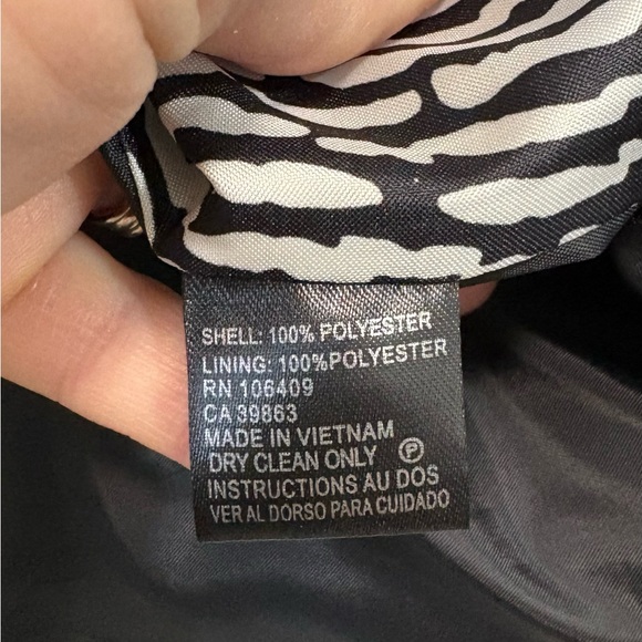 Tahari ASL Black Blazer Jacket Women’s 10P 3 Gold Buttons Formal Office Wear NWT - Picture 10 of 15